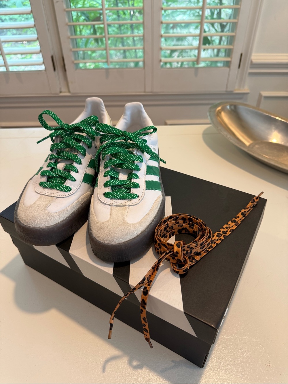 adidas Samba White Sneakers with Green Stripes and Laces 8 - Picture 7 of 9